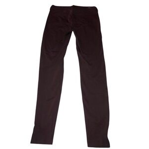 Pretty Maroon Skinny Legged Pockets Pants